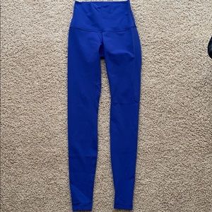 LULULEMON LEGGINGS (AMAZING CONDITION)
